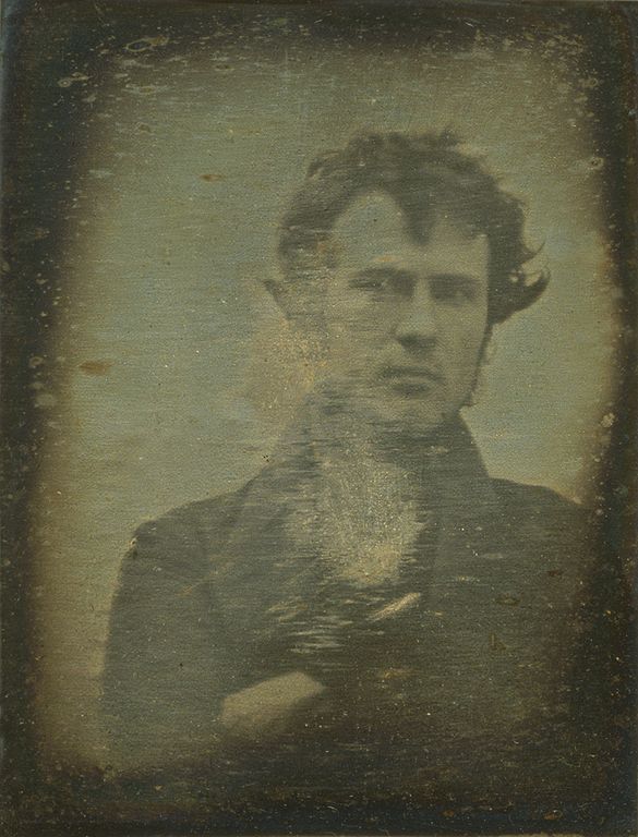 Robert Cornelius autorretrato (1839), la primera “selfie” de la historia