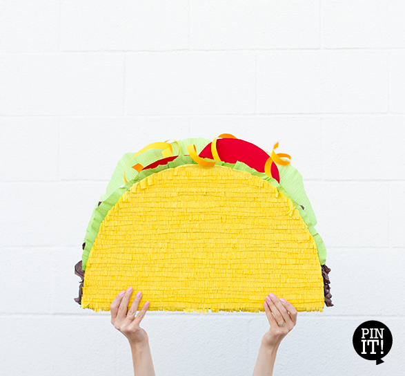 Piñata taco