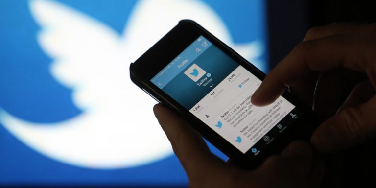 Twittr permite mensajes directos grupales
