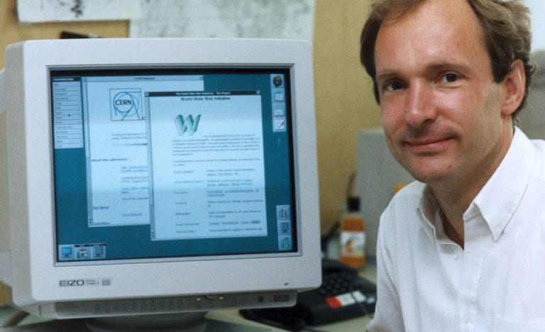 Tim Berners-Lee en el CERN. WWW