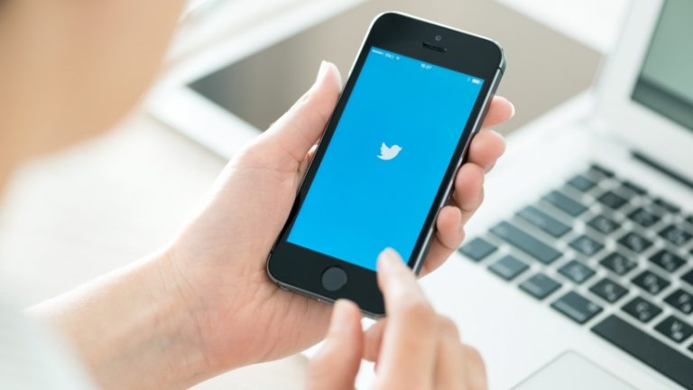Twitter quiere ser un chat | Así es su nueva interfaz de respuestas en forma de chat
