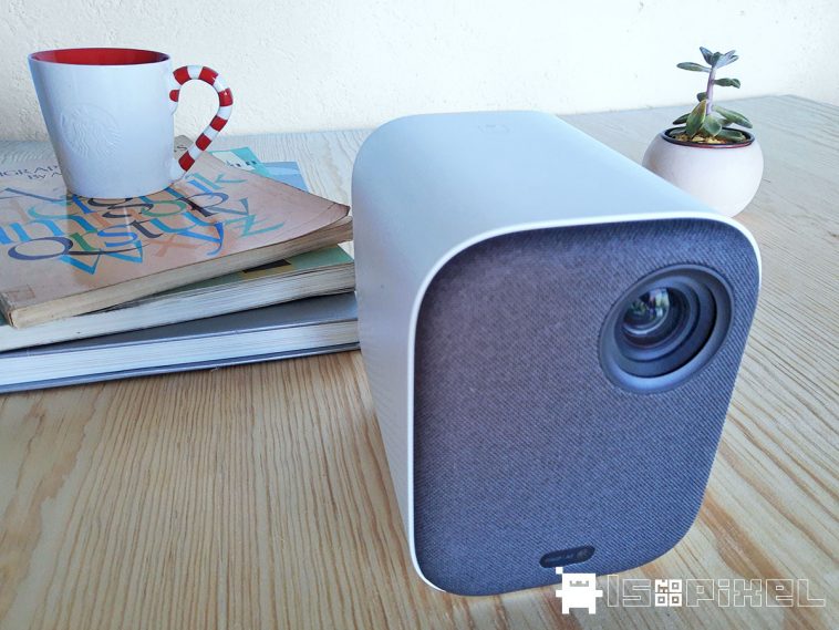 Reseña del proyector Xiaomi Mi Smart Compact: características y precio