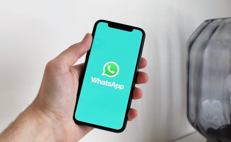 WhatsApp lanza la campaña "Envía mensajes privados"