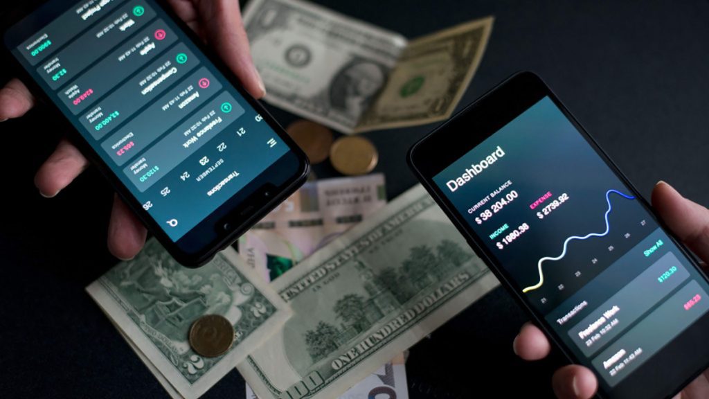Usuarios a nivel mundial instalaron más de 4.6 mil millones de Apps financieras en 2020: CleverTap