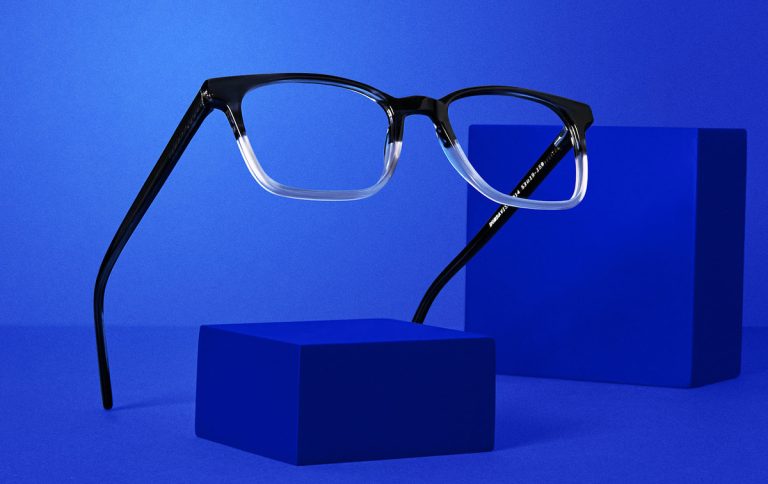 Mexicanos prefieren no usar lentes aún teniendo señales de una mala visión