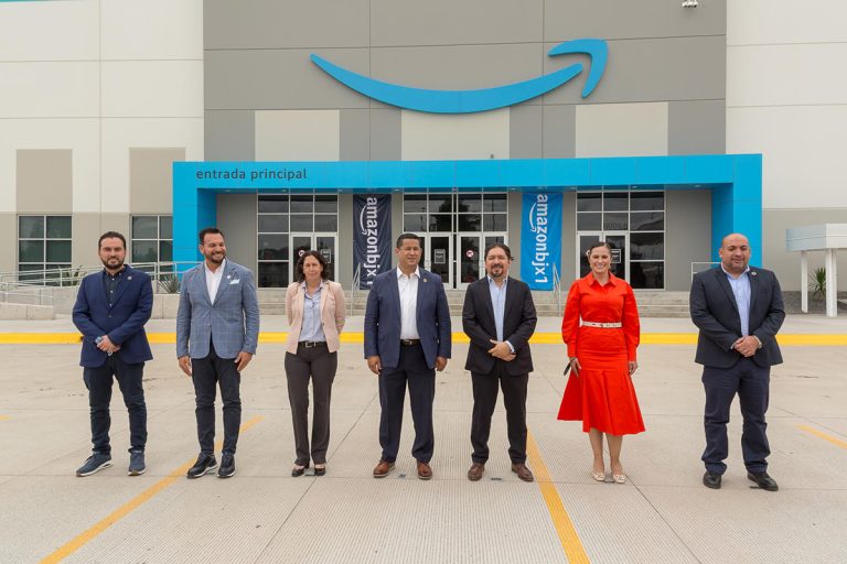 El gobierno de Guanajuato y Amazon México firman acuerdo para impulsar a PyMEs y anuncian la apertura de nuevo centro de envío en León