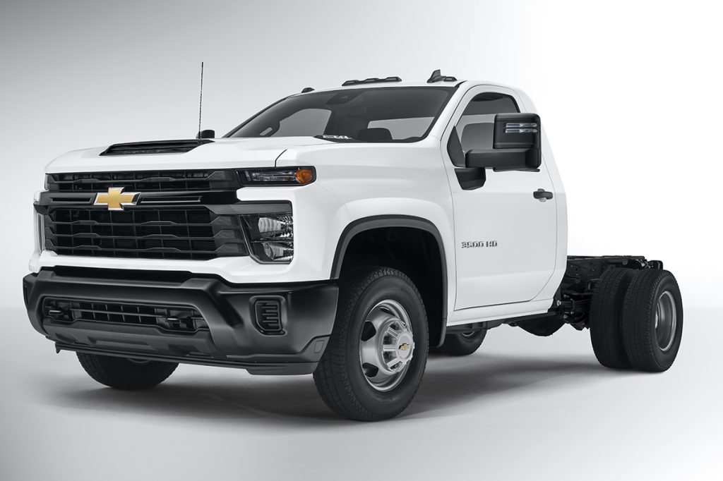 Chevrolet Silverado HD 2024 llega a México con mayor conectividad y seguridad en su segmento