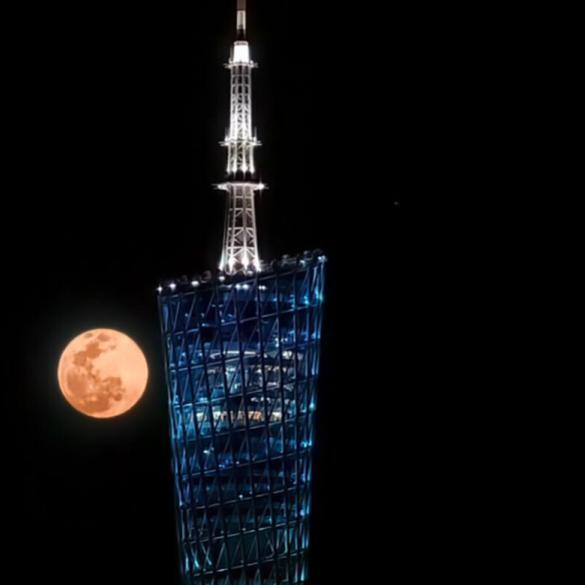 Te decimos cómo capturar increíbles fotos de la luna con la cámara de tu teléfono