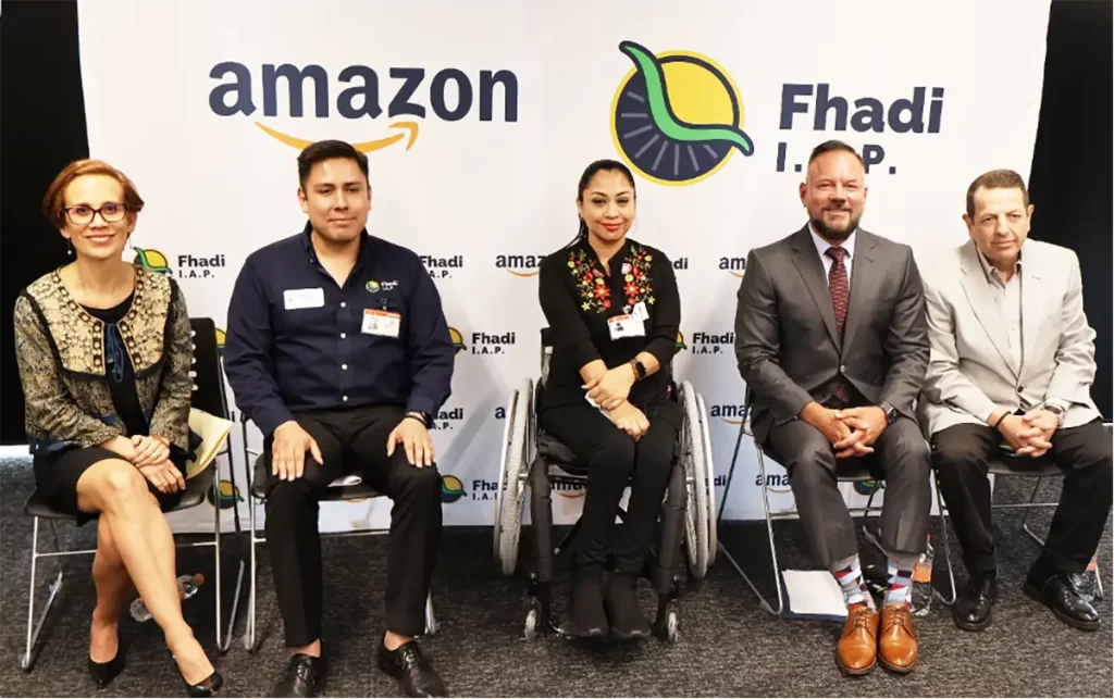 Colaboración Fhadi y Amazon México por la inclusión laboral