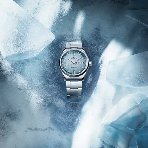 Reloj Multifort M Freeze de MIDO con carátula azul-hielo y brazalete de acero inoxidable