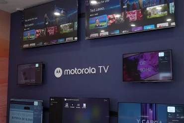 Nuevas pantallas y abren nueva Moto Store en Tezontle