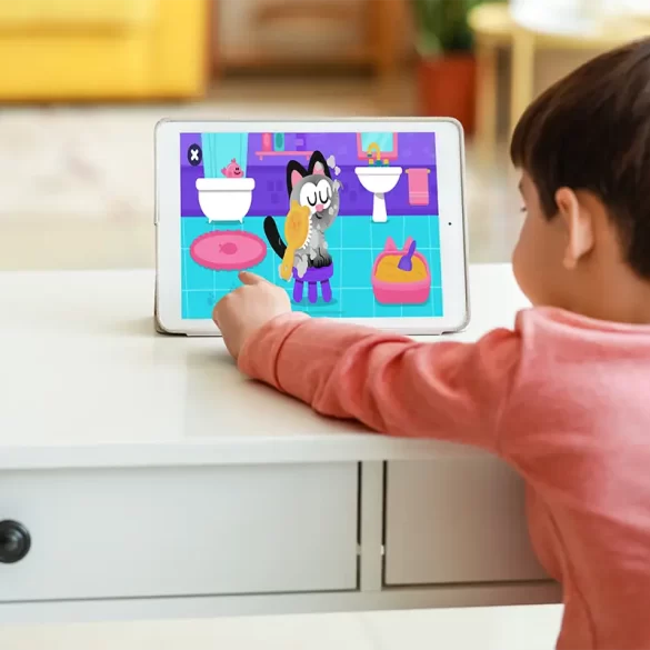 Niños usando la app Lingokids para aprender inglés de manera divertida.