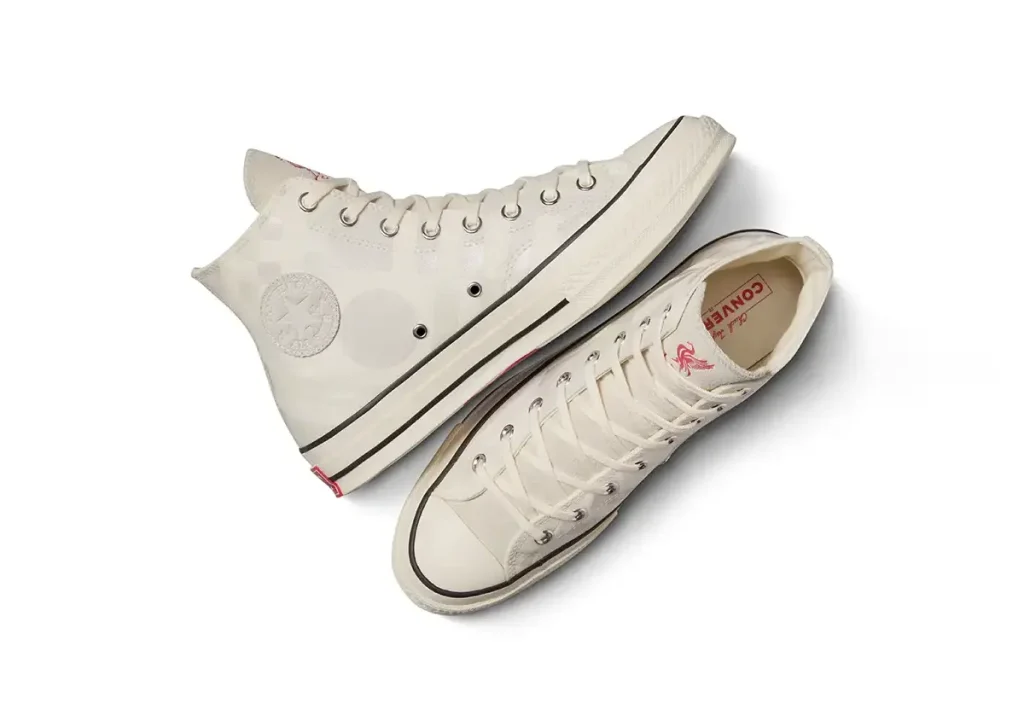 Zapatos Converse X Liverpool FC Chuck 70 con detalles del estadio Anfield