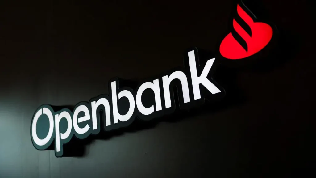 Logo de Openbank en una interfaz digital con opciones bancarias