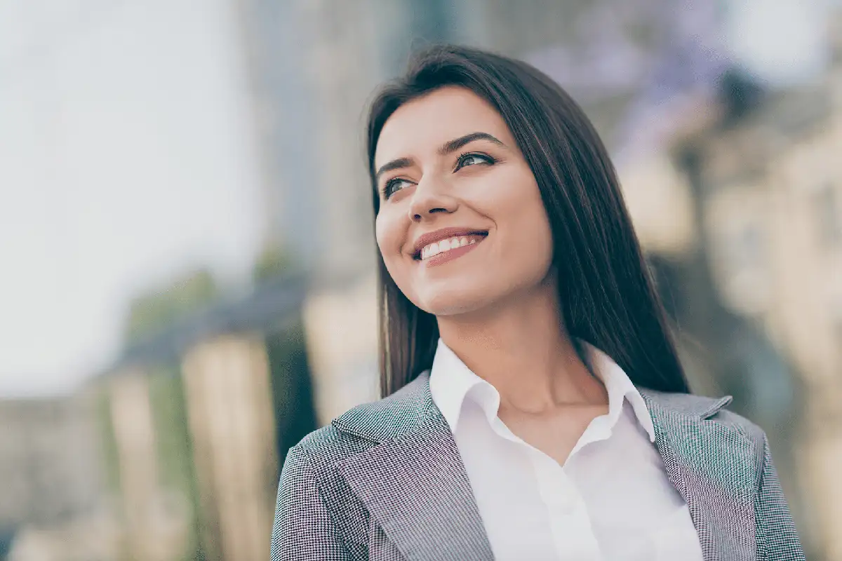 Mujeres en bienes raíces: La transformación que está redefiniendo la industria