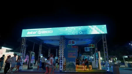 Zona gamer de Telcel GAMERGY en el Abierto Mexicano de Tenis 2025.