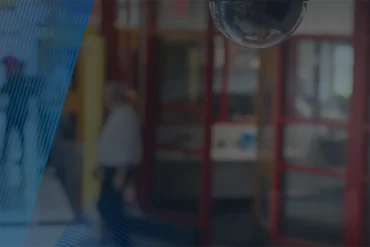 Ejemplo de etiqueta nutricional de IA en producto de seguridad de Motorola Solutions