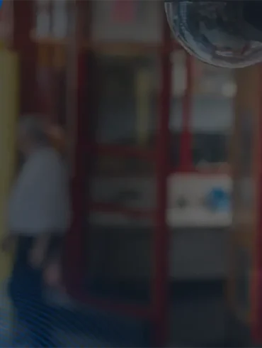 Ejemplo de etiqueta nutricional de IA en producto de seguridad de Motorola Solutions
