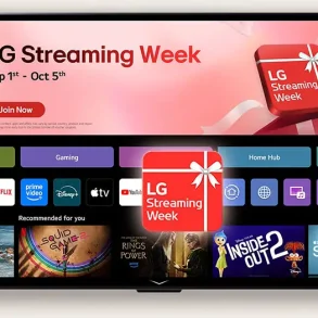 Televisor LG Smart TV mostrando la interfaz de LG Streaming Week 2025 con apps como Netflix, Disney+ y Apple TV durante la campaña de otoño.