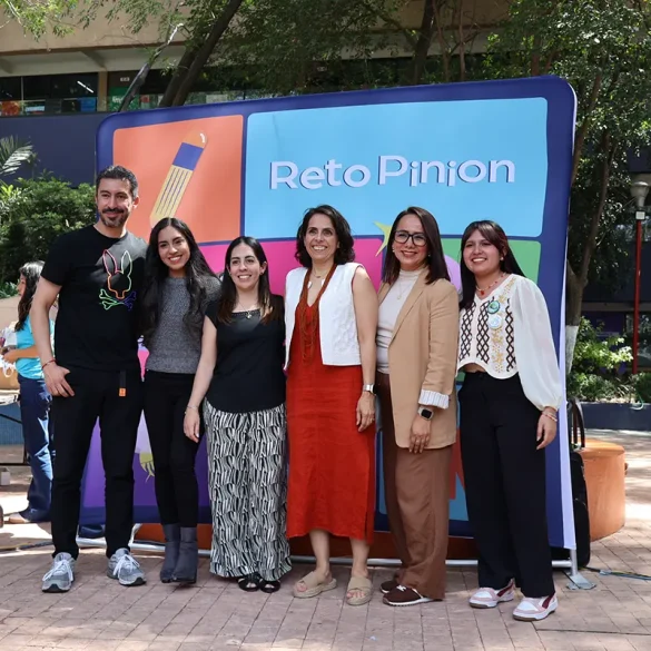 Estudiantes mexicanos presentan proyectos tecnológicos para ciudades inteligentes en el Reto Pinion 2026